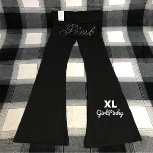VS PINK FLARE LEGGINGS LIMITED EDITION PURE BLACK BLING LOGO ON THE BUTT SIZE XL